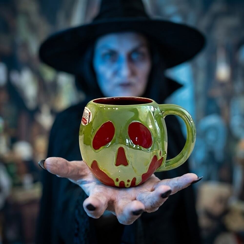 DISNEY Villains Poison Green Apple Mug Wicked Witch Snow White Halloween NEW